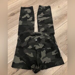 lululemon athletica women’s high rise Camo Leggings